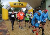 <ALT> Zawody -Marsz Nordic Walking, wyścig uczestników 
