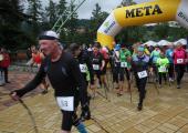 <ALT> Zawody -Marsz Nordic Walking, wyścig uczestników 